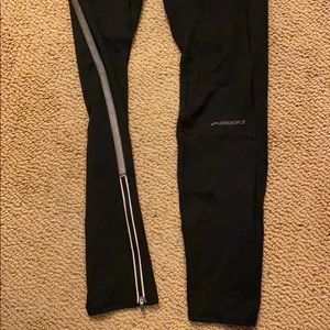 Brooks black running tights